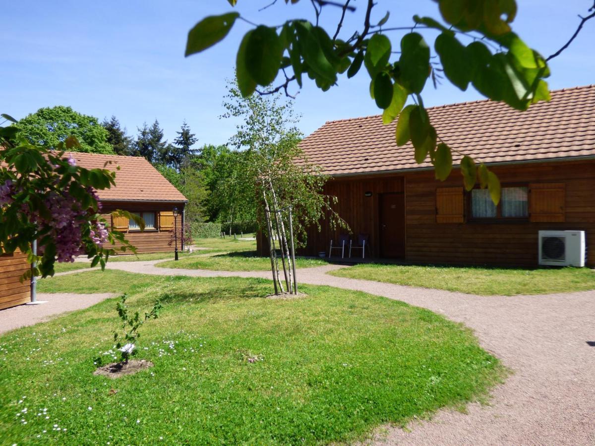Le Chalet De La Foret Hotel 3 Etoiles Et Restaurant Vierzon Exteriör bild