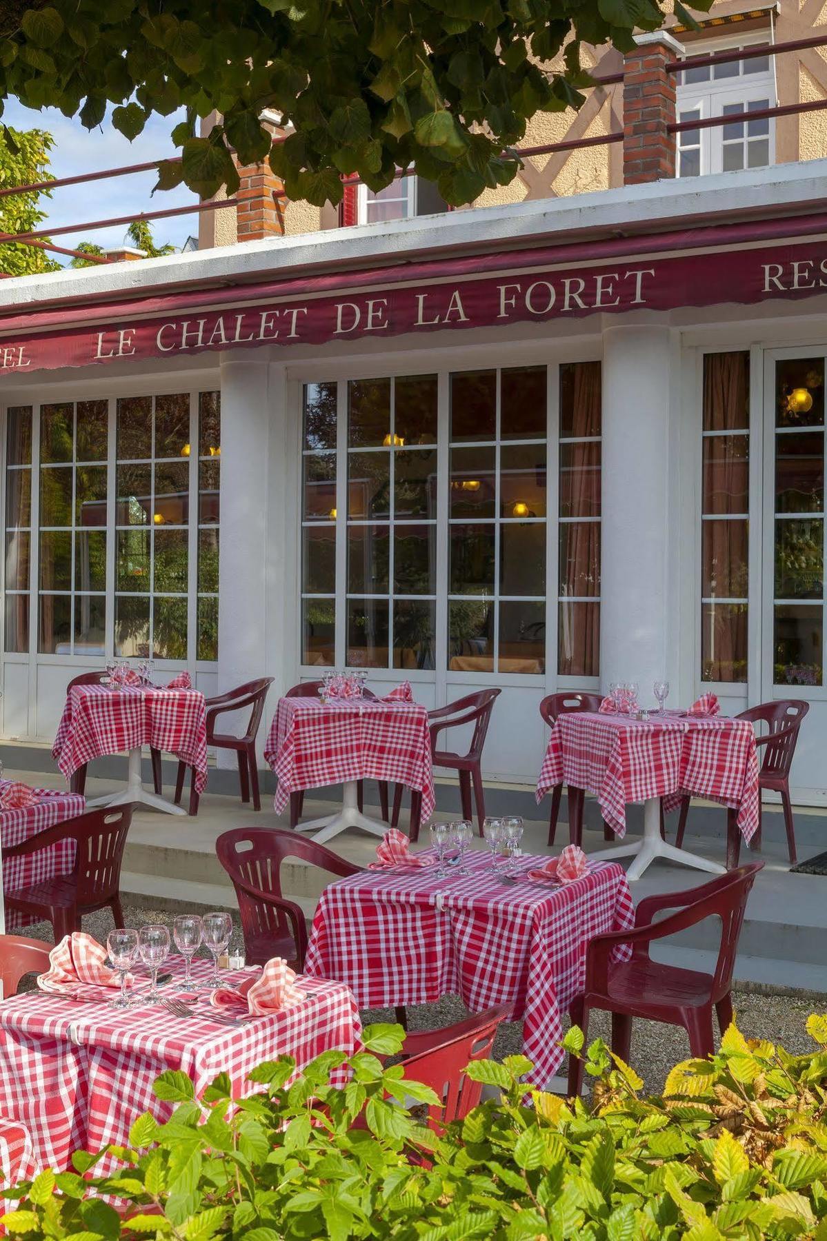 Le Chalet De La Foret Hotel 3 Etoiles Et Restaurant Vierzon Exteriör bild